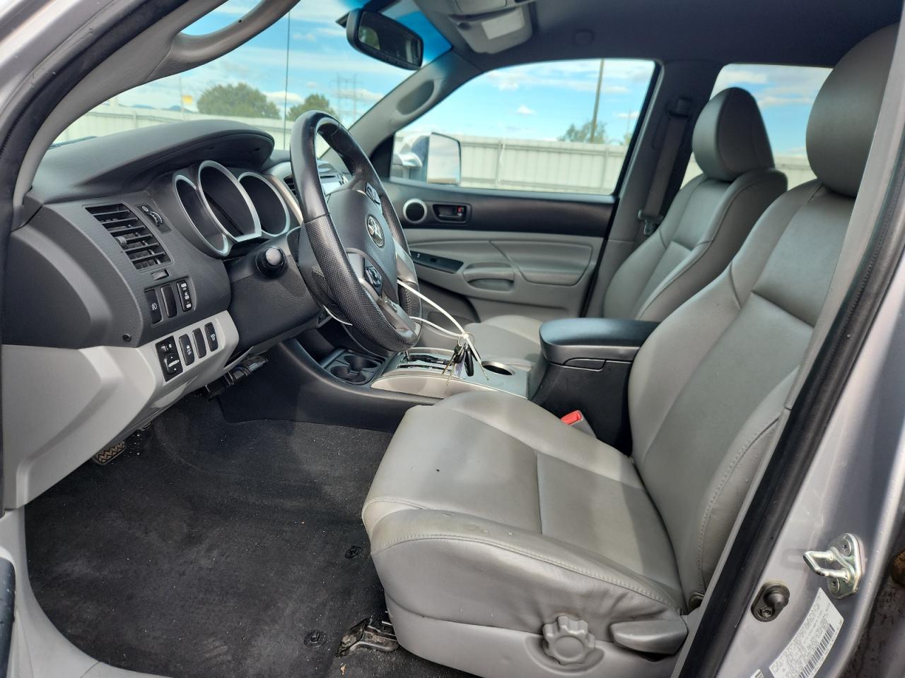 TOYOTA TACOMA DOUBLE CAB