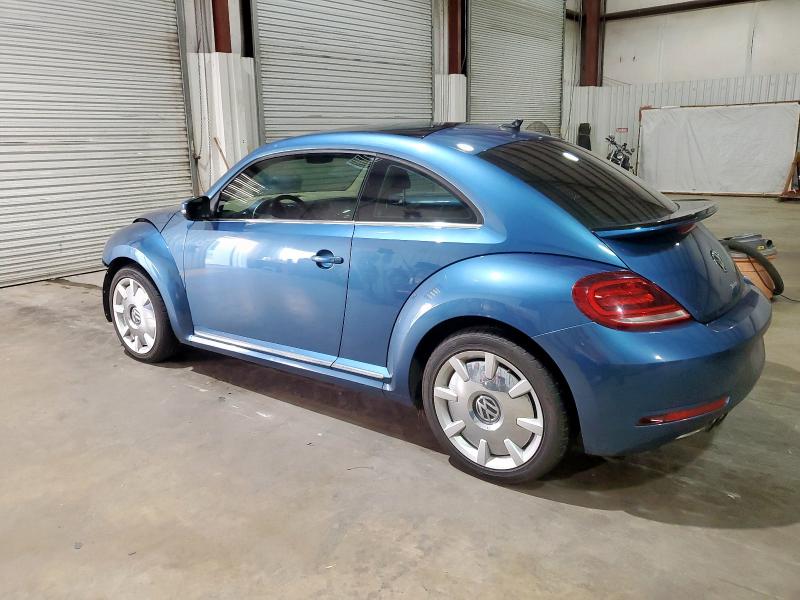 2018 VOLKSWAGEN BEETLE SE 3VWJD7AT4JM728118