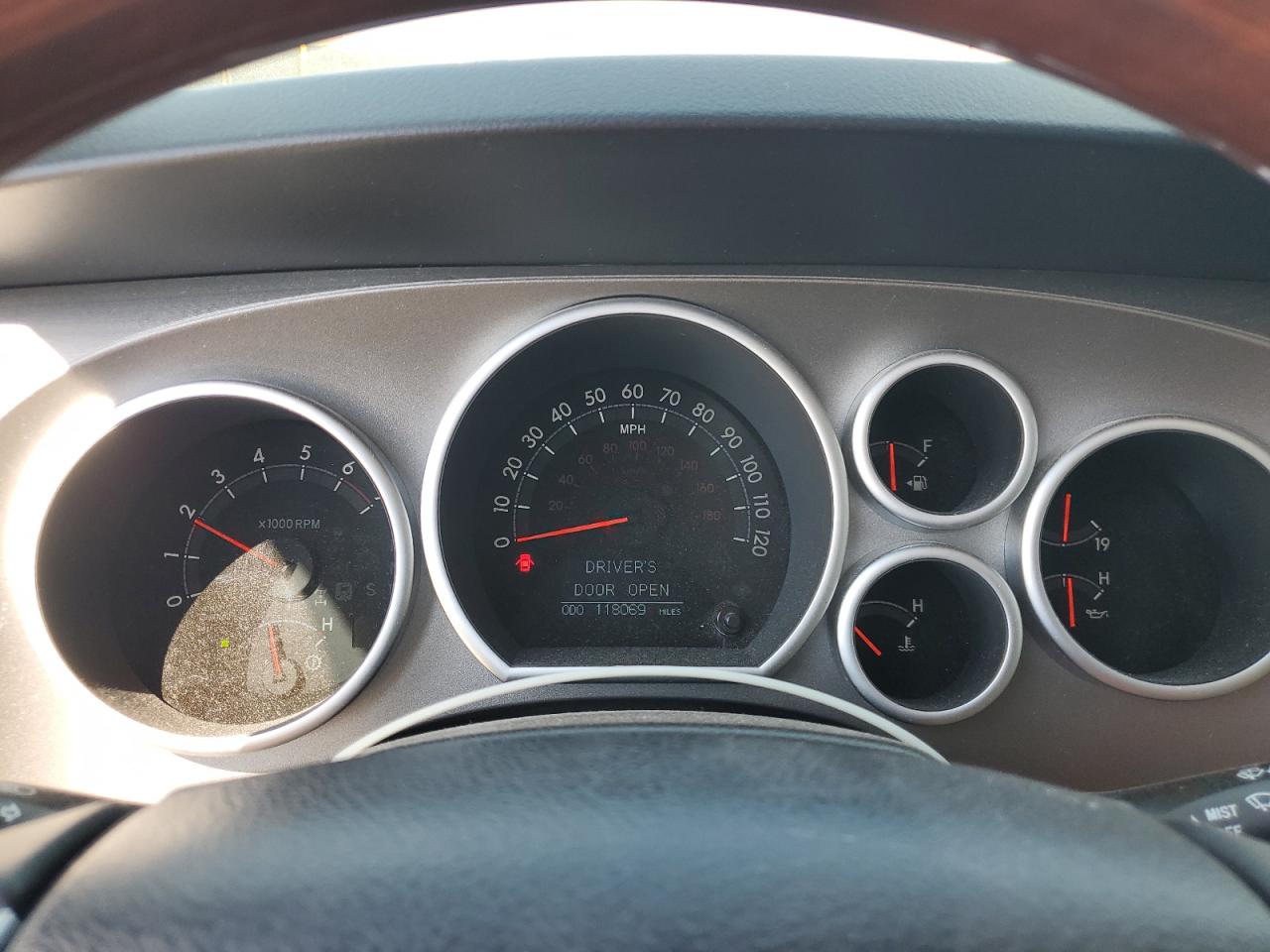 TOYOTA SEQUOIA PLATINUM