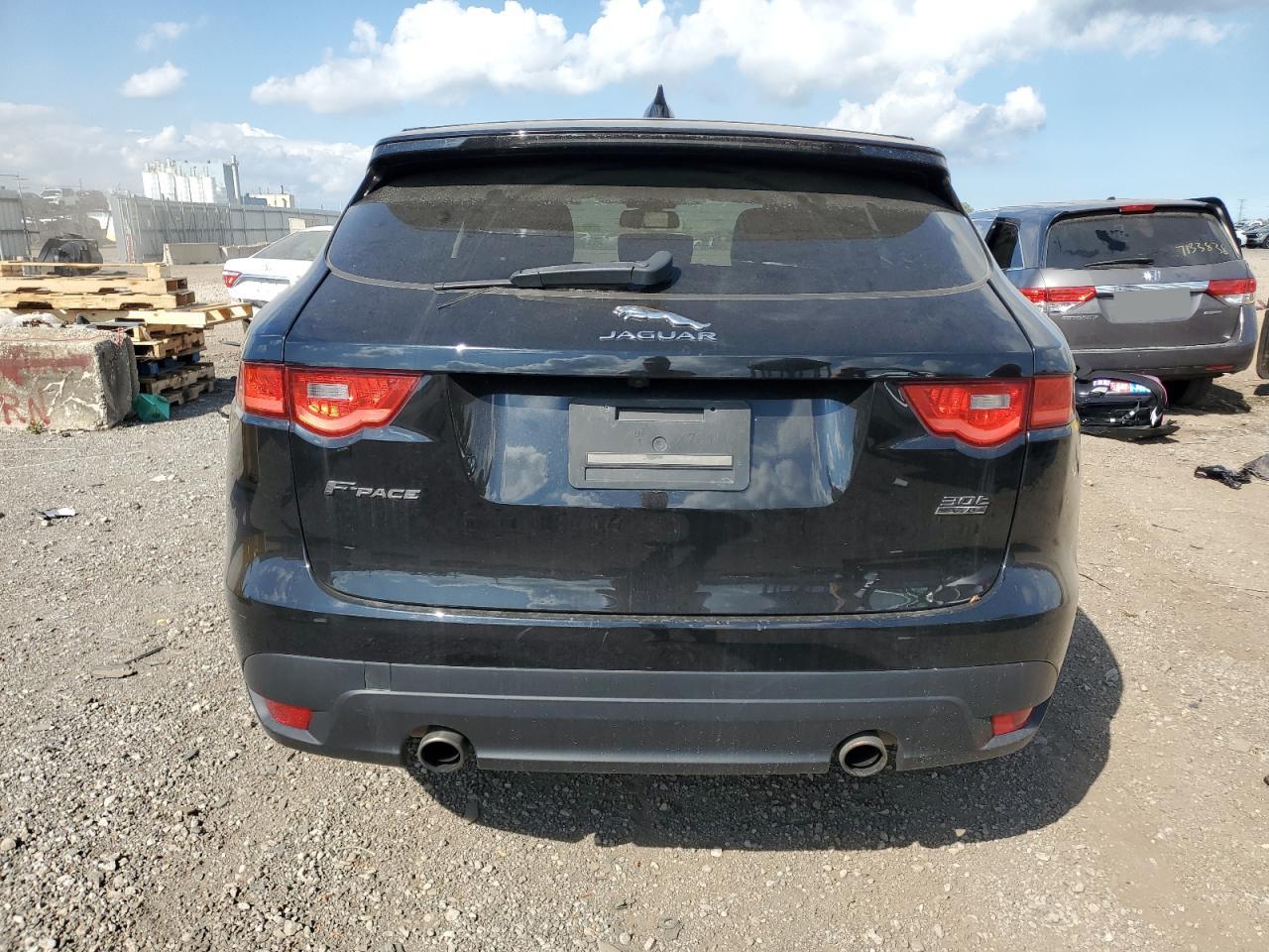 JAGUAR F-PACE PREMIUM