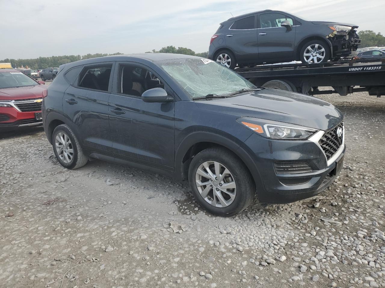 HYUNDAI TUCSON SE