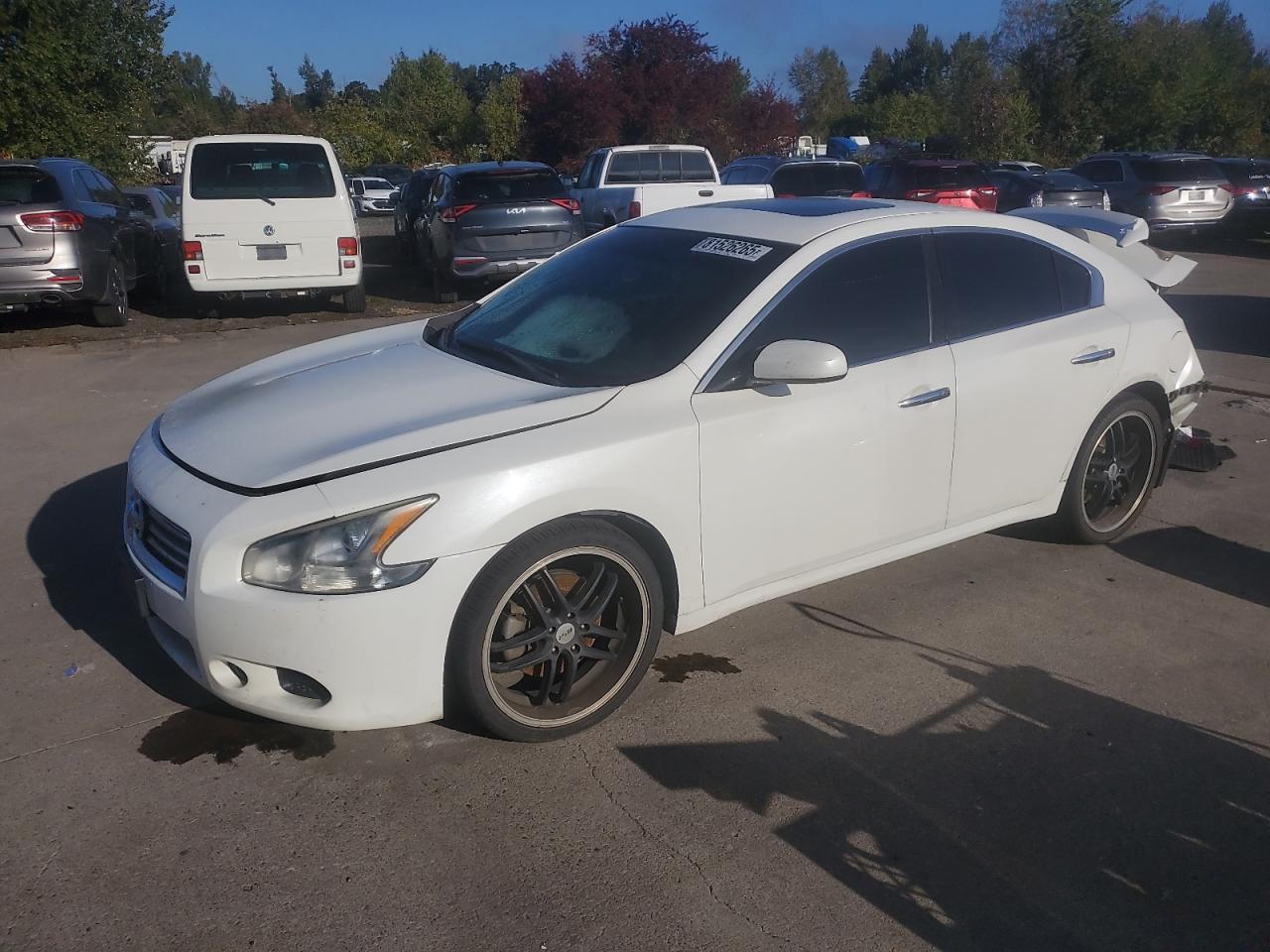 NISSAN MAXIMA S