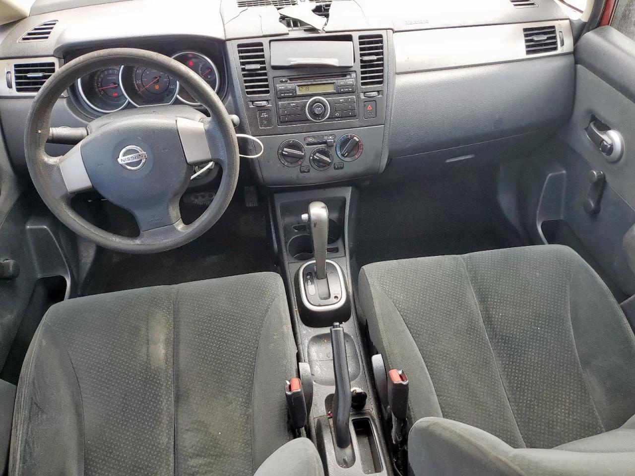 NISSAN VERSA S