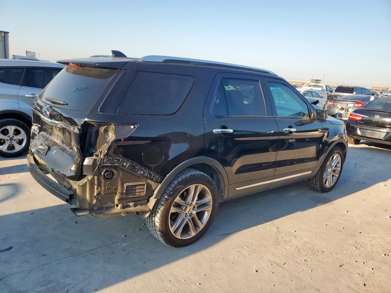 FORD EXPLORER LIMITED