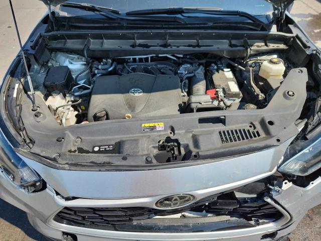 2022 TOYOTA HIGHLANDER - 5TDHZRBH5NS577658