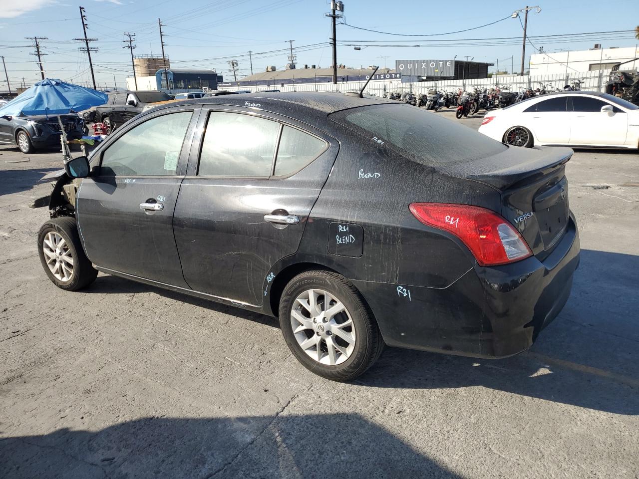 NISSAN VERSA S