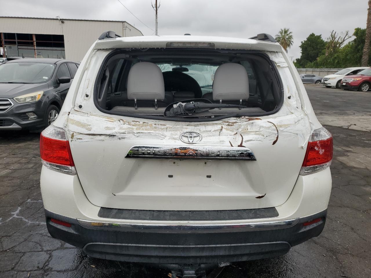 TOYOTA HIGHLANDER BASE