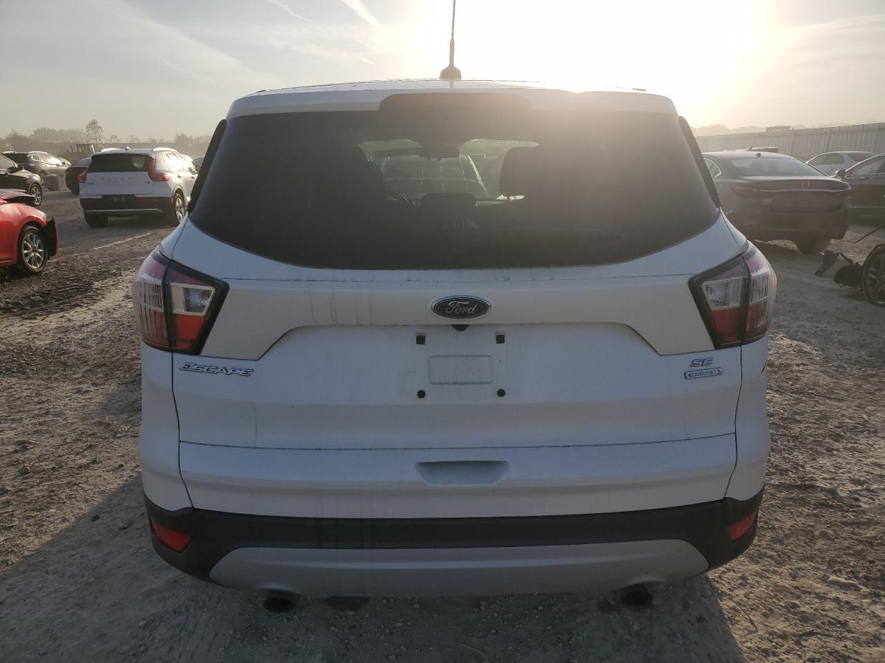 FORD ESCAPE SE