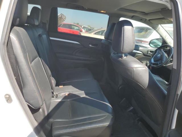 2018 TOYOTA HIGHLANDER 5TDJZRFH0JS878117