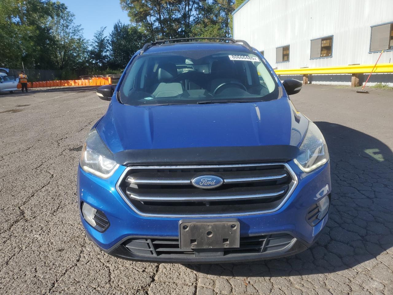 FORD ESCAPE TITANIUM