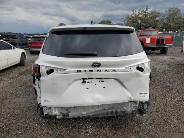 2025 TOYOTA SIENNA XLE 5TDYRKEC6SS240824