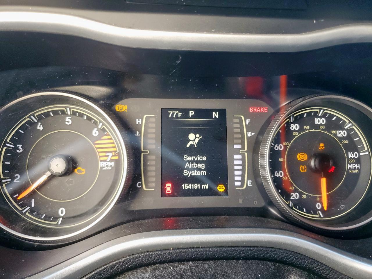 JEEP GRAND CHEROKEE LATITUDE PLUS