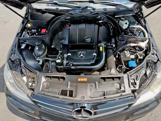 2015 MERCEDES-BENZ C 250 WDDGJ4HB3FG391210