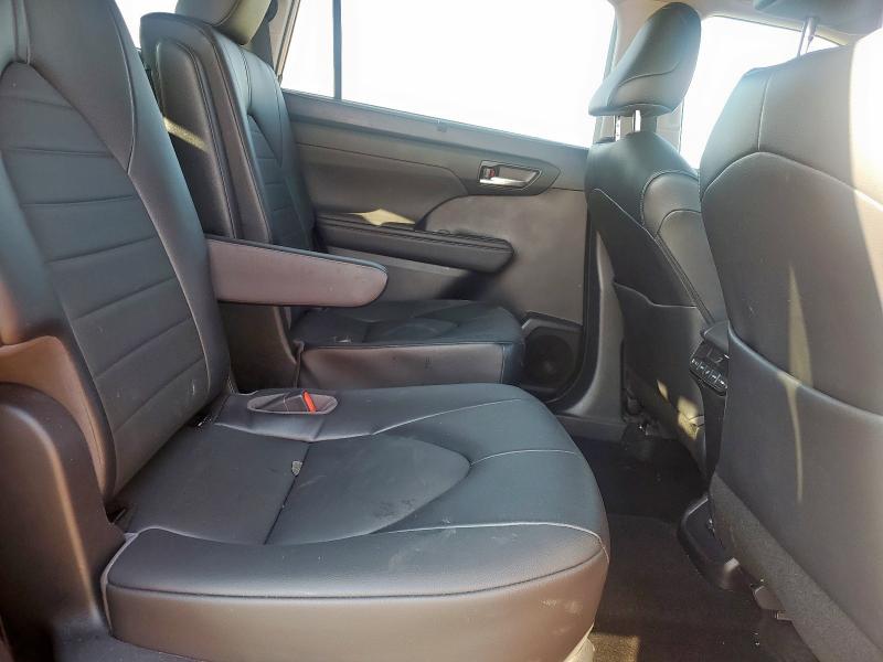 2022 TOYOTA HIGHLANDER 5TDGZRAH9NS118825