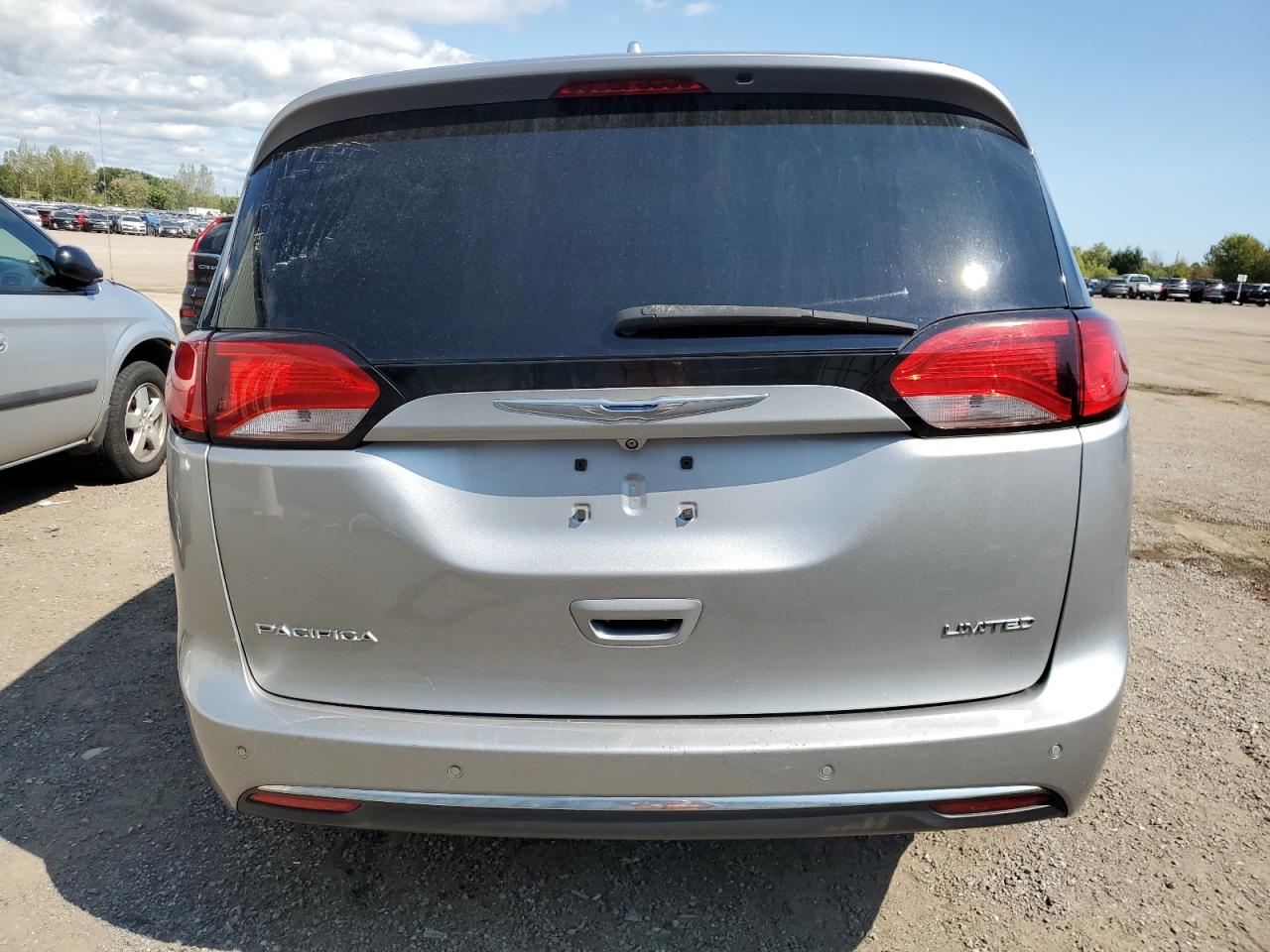 CHRYSLER PACIFICA LIMITED