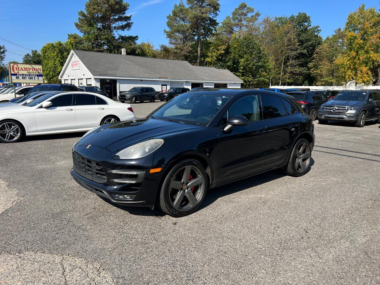 PORSCHE MACAN TURBO