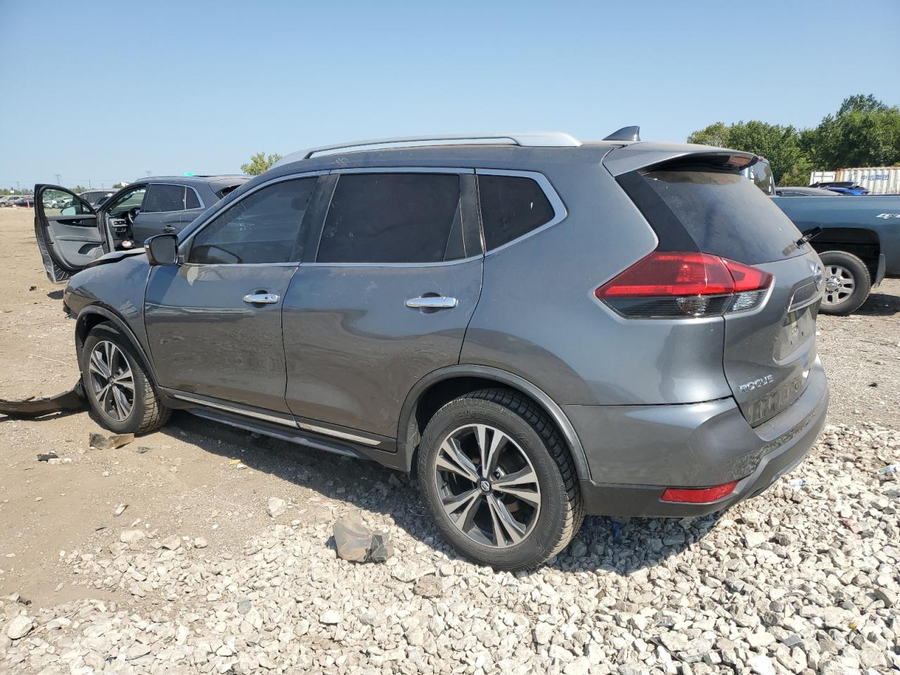NISSAN ROGUE S