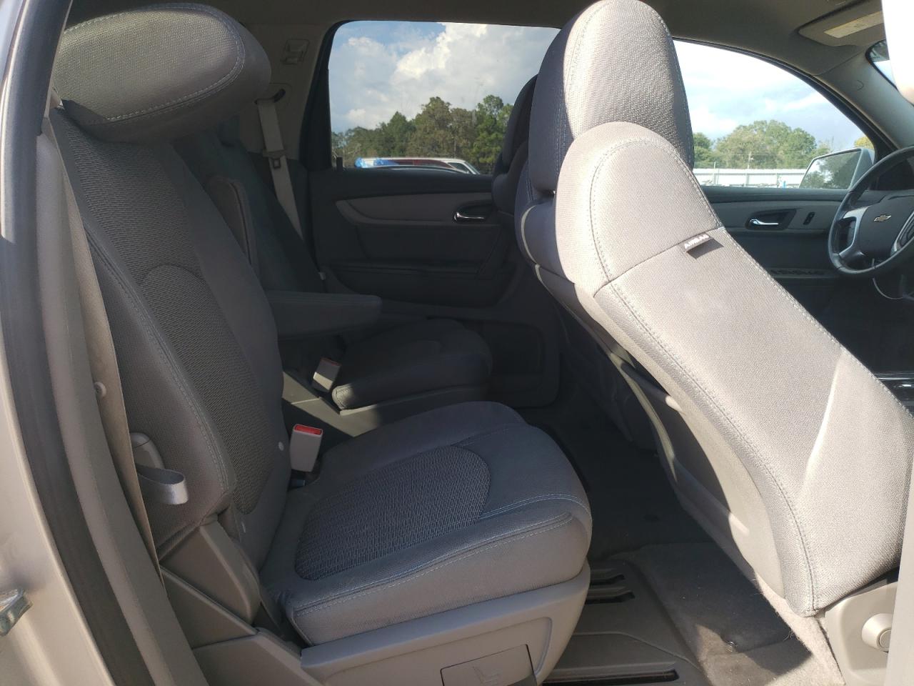 CHEVROLET TRAVERSE LT