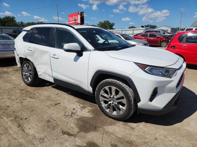 2019 TOYOTA RAV4 XLE PREMIUM - JTMA1RFV3KJ014187