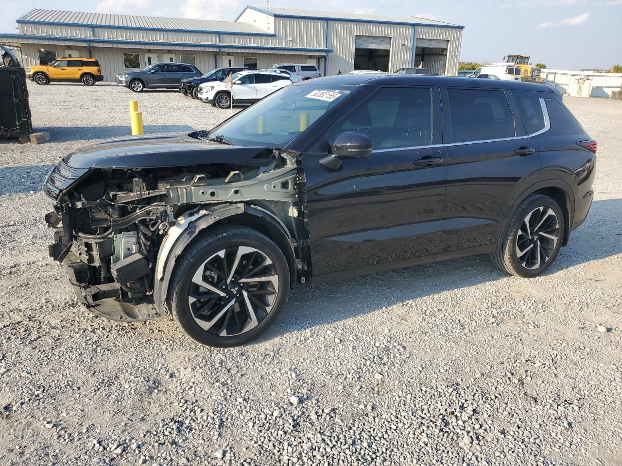MITSUBISHI OUTLANDER SE