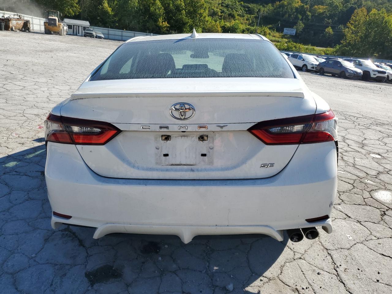 TOYOTA CAMRY SE