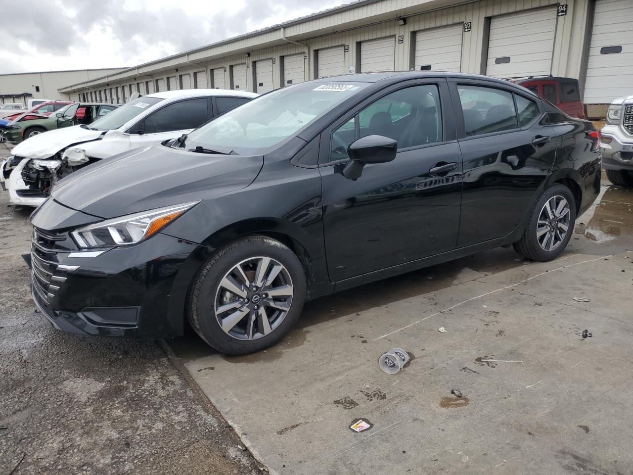 NISSAN VERSA SV