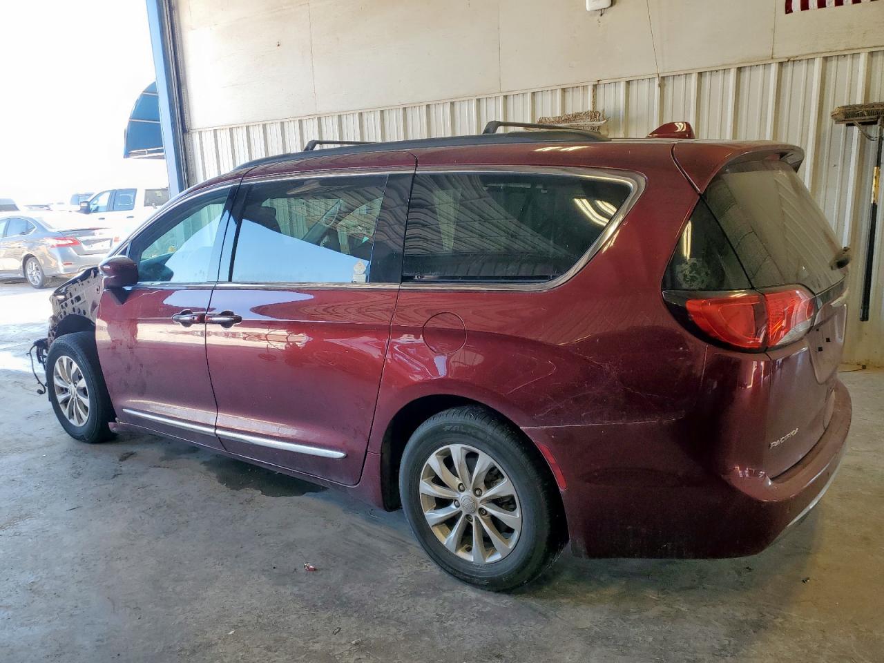 CHRYSLER PACIFICA TOURING L
