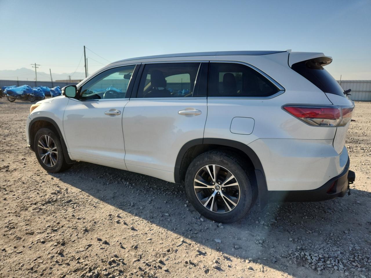 TOYOTA HIGHLANDER XLE