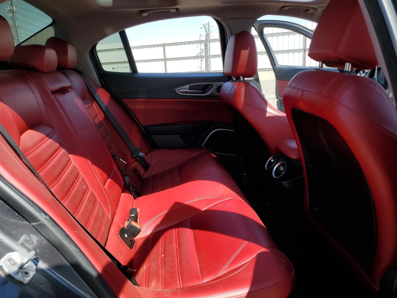 ALFA ROMEO GIULIA TI Q4