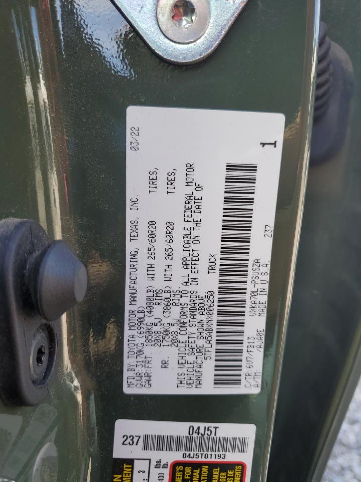 TOYOTA TUNDRA CREWMAX SR