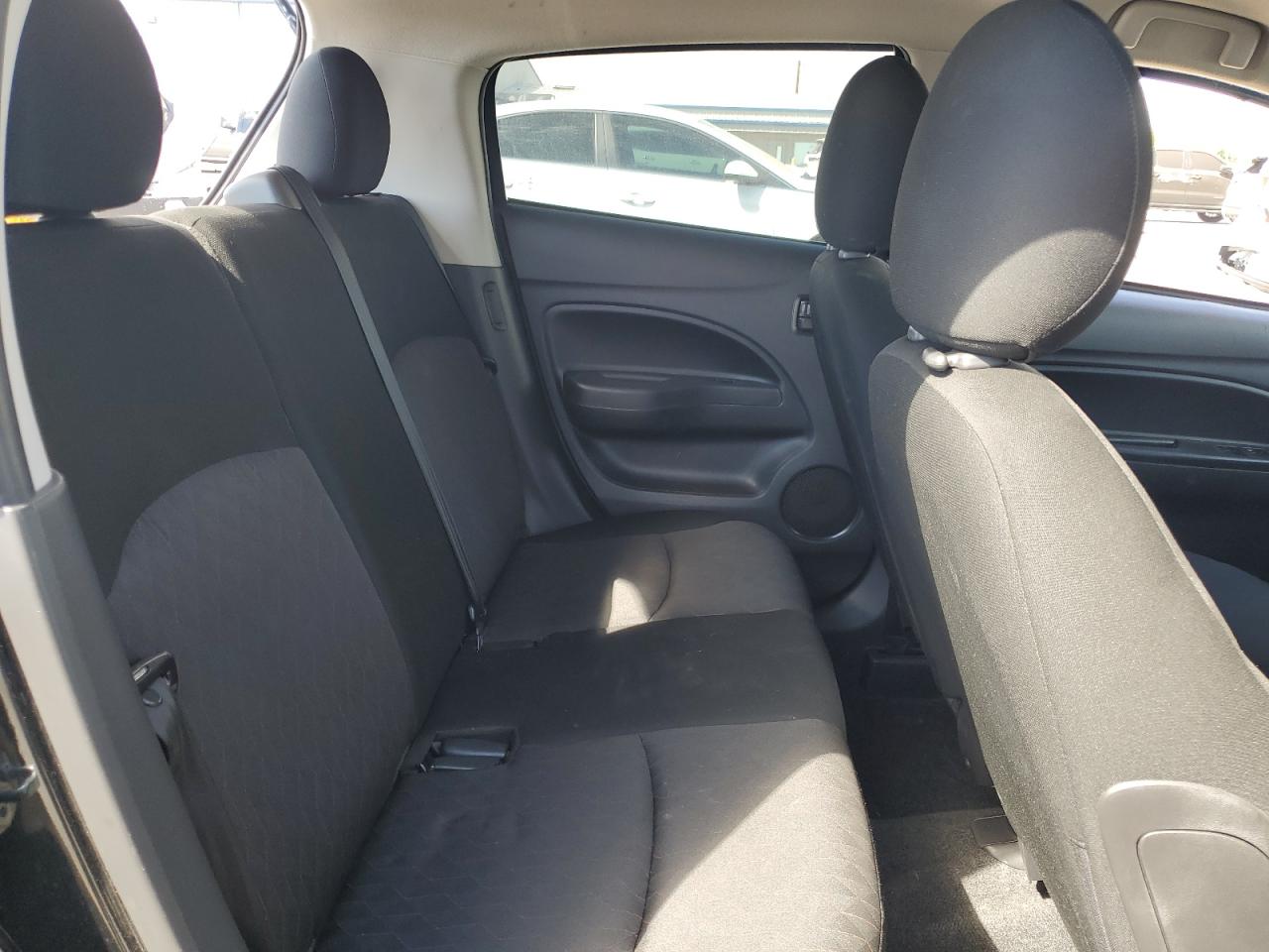 MITSUBISHI MIRAGE ES