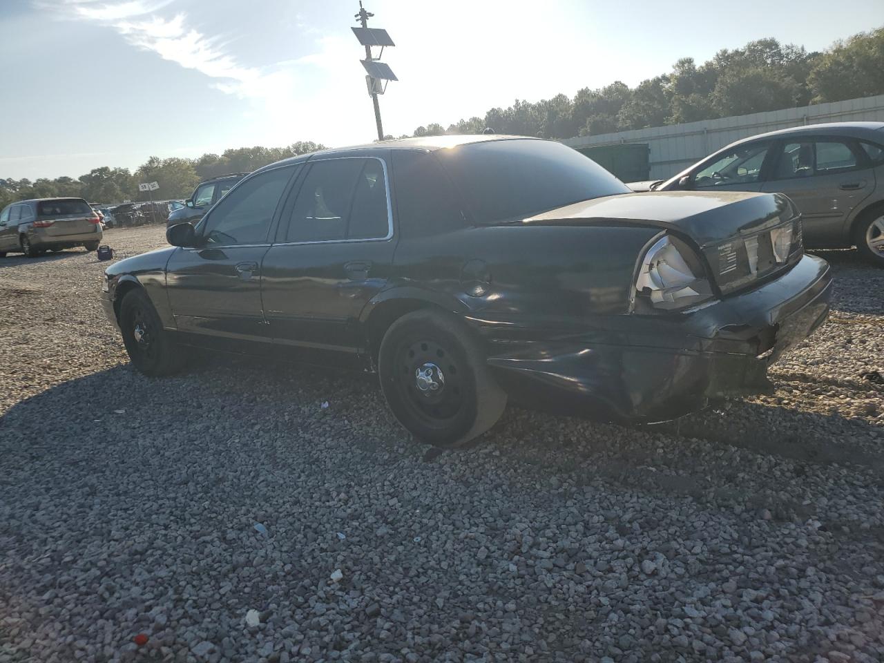 FORD CROWN VICTORIA POLICE INTERCEPTOR