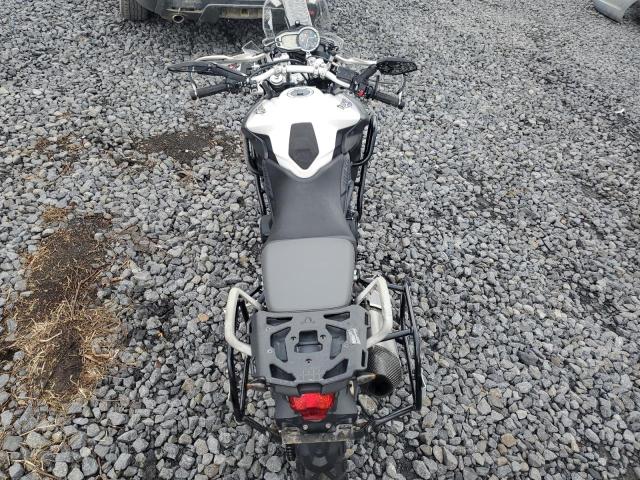 2013 TRIUMPH MOTORCYCLE TIGER 800XC ABS SMTE06BFXDJ561124