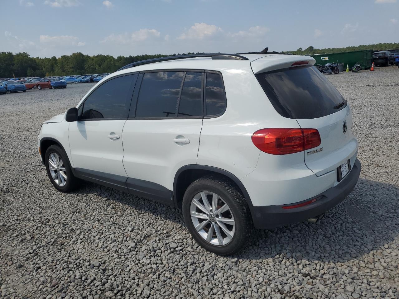VOLKSWAGEN TIGUAN S