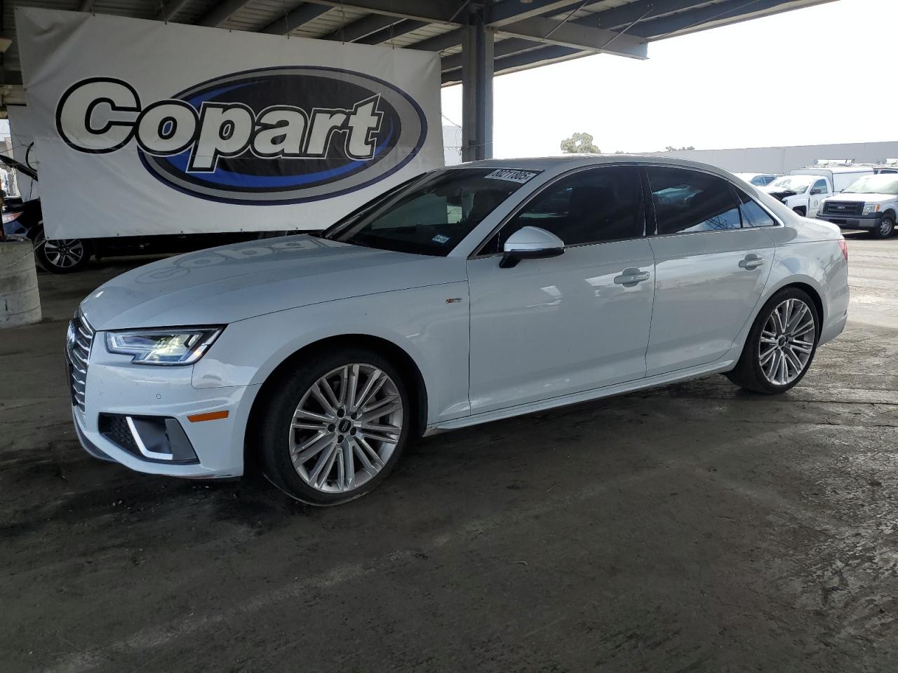 AUDI A4 PREMIUM PLUS