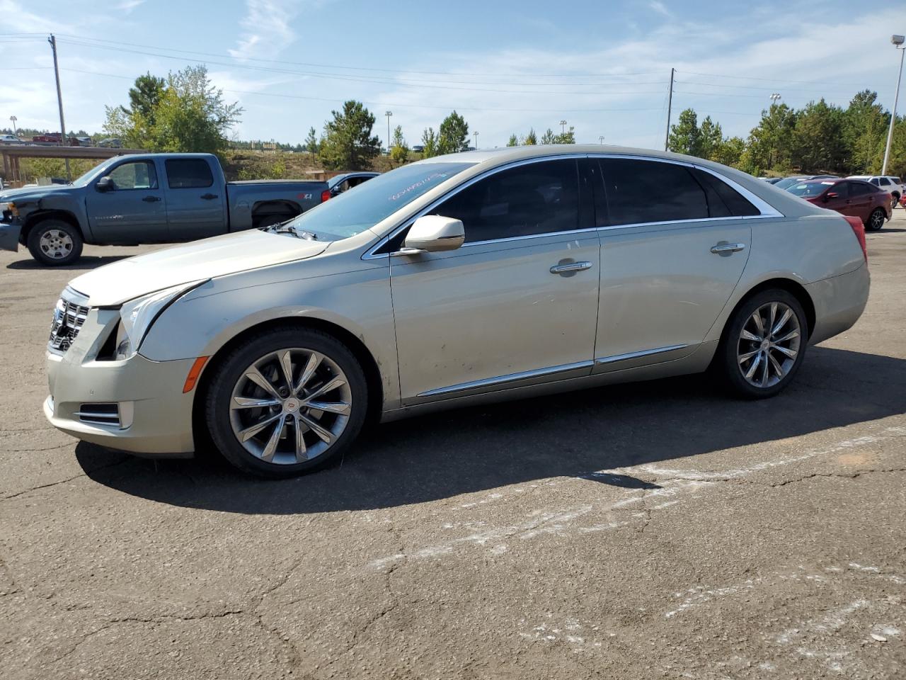 CADILLAC XTS LUXURY COLLECTION
