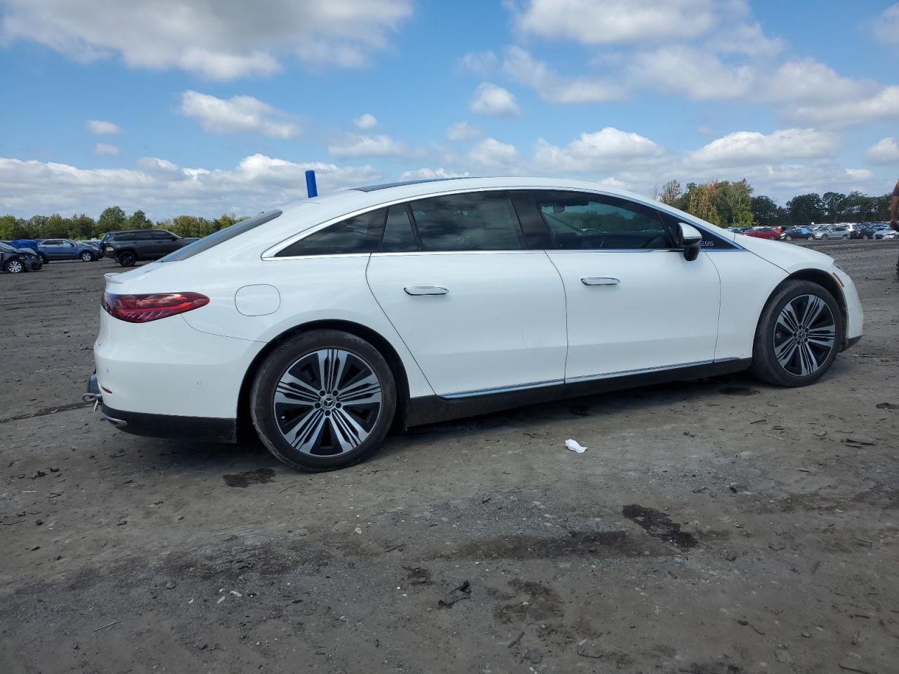 MERCEDES-BENZ EQS 450+