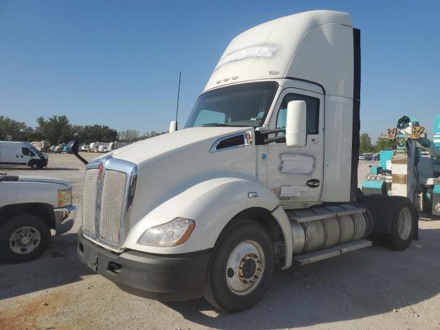 2017 KENWORTH T680 #3266057329