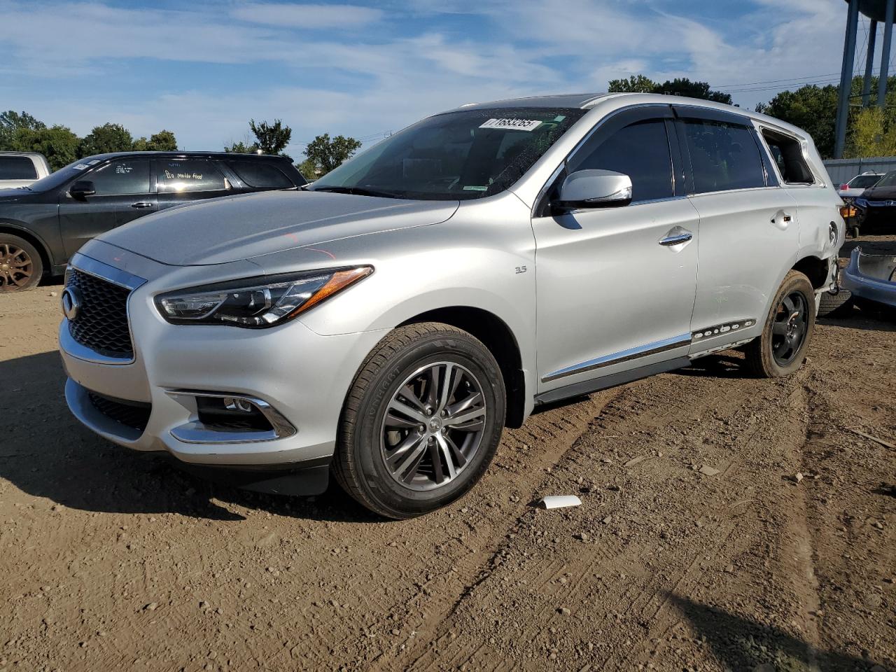 INFINITI QX60