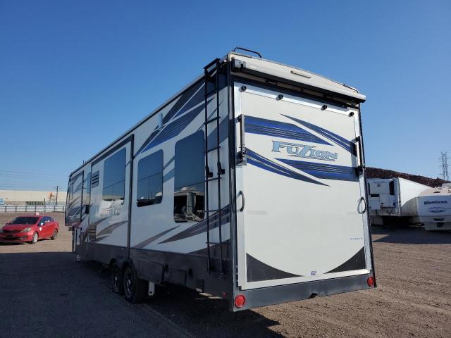 KEYSTONE FUZION 2018 white   4YDF3692XJF810725 photo #4