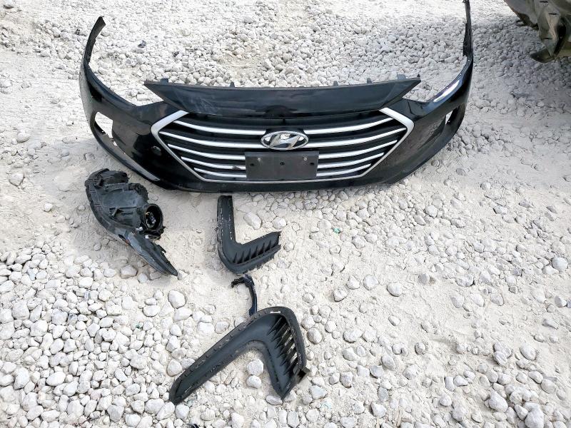 2018 HYUNDAI ELANTRA SE - KMHD74LFXJU519390