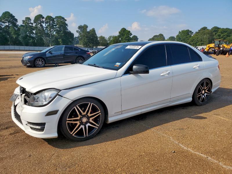 2013 MERCEDES-BENZ C 250 - WDDGF4HBXDR267972