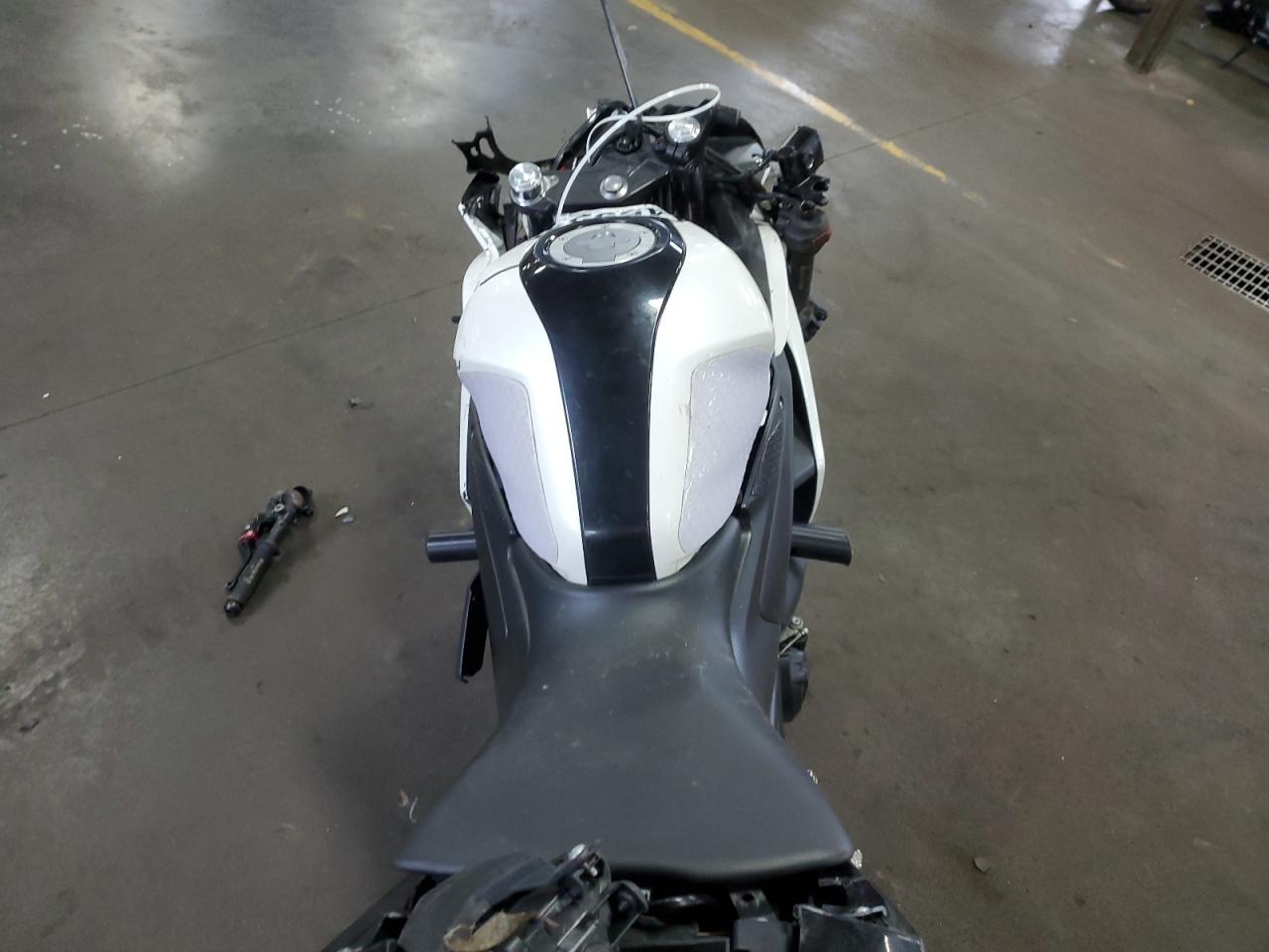 Lot #3261367493 2017 YAMAHA YZFR3 A