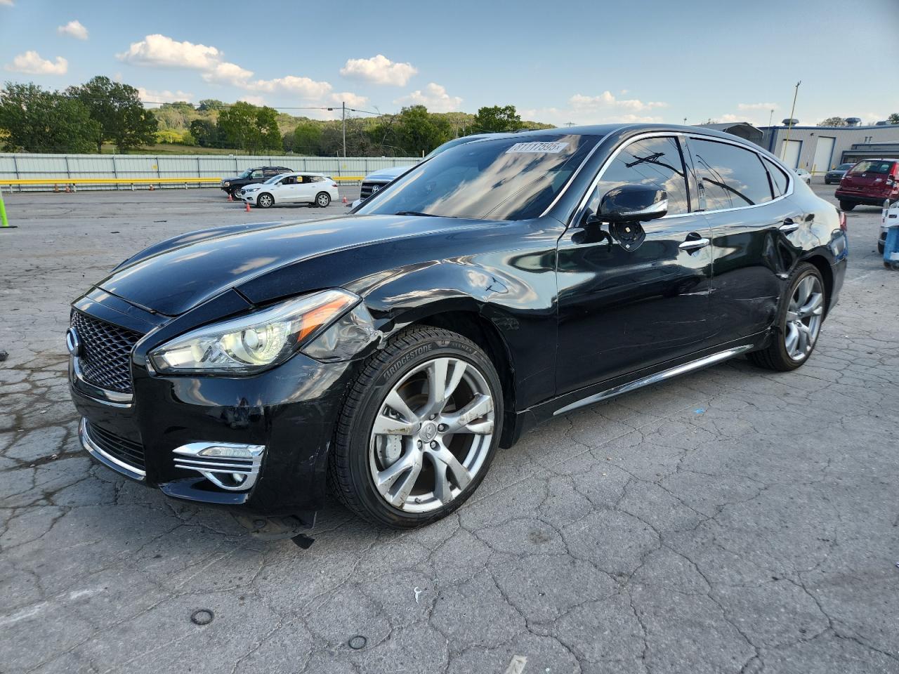 INFINITI Q70 3.7 LUXE