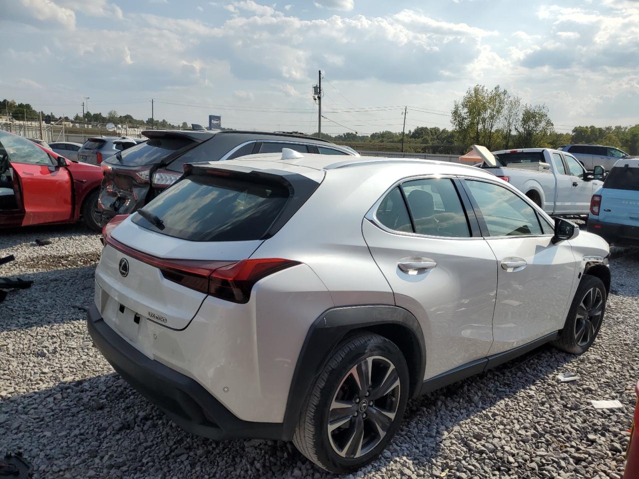 LEXUS UX 200