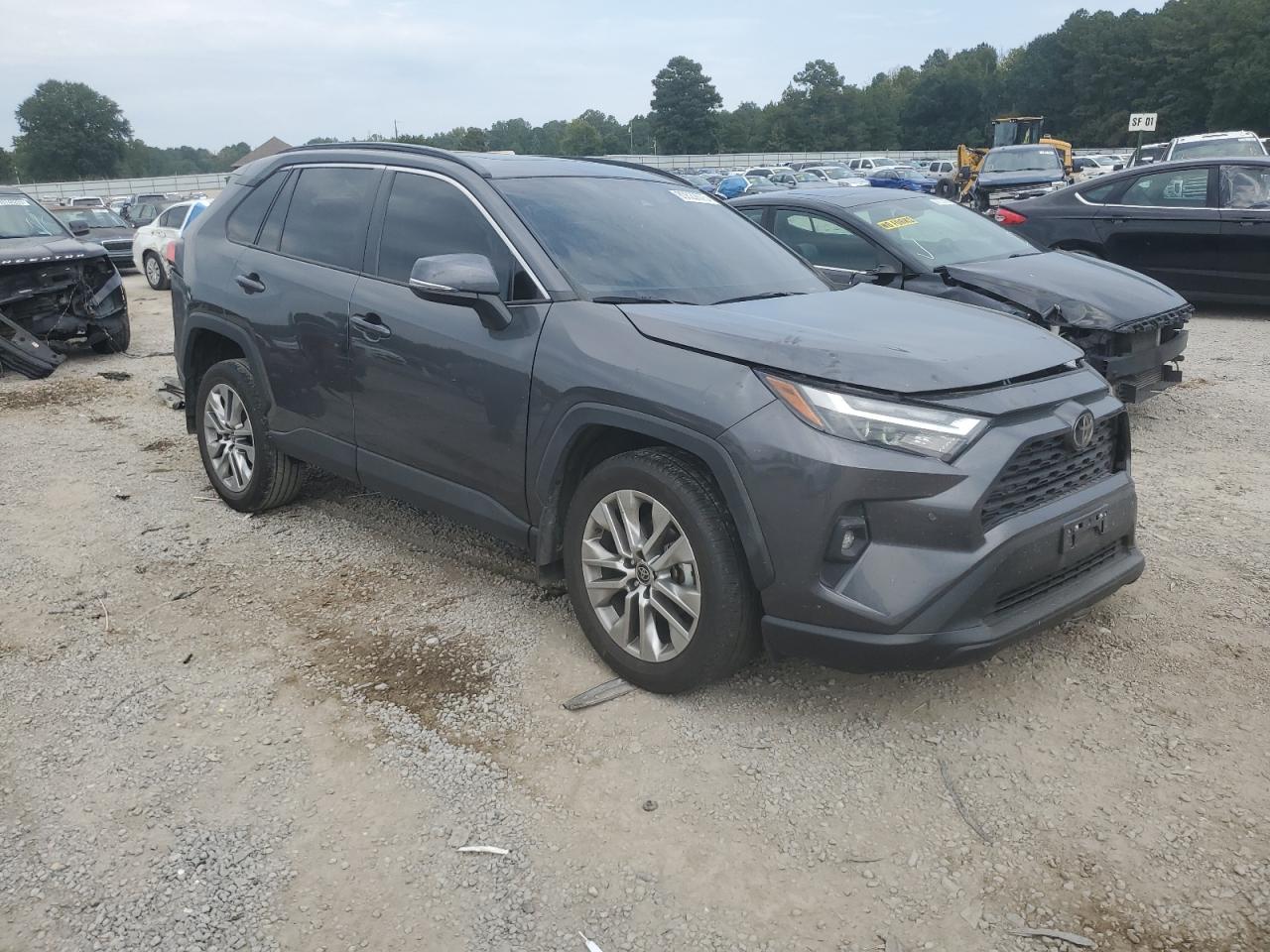 TOYOTA RAV4 XLE PREMIUM