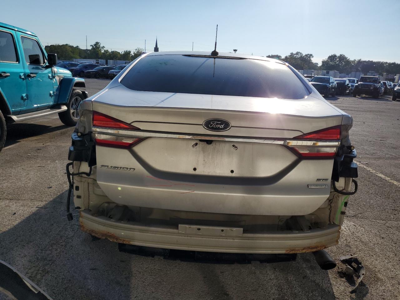 FORD FUSION SE