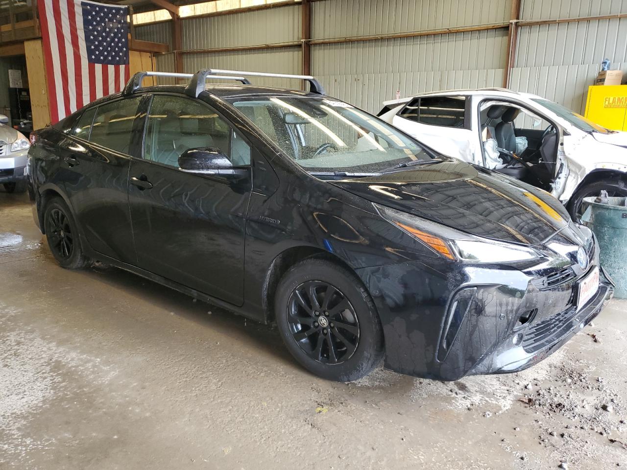 TOYOTA PRIUS LE