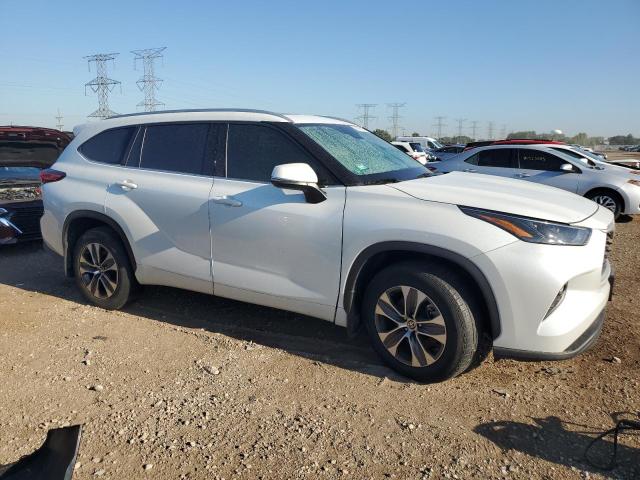 2022 TOYOTA HIGHLANDER XLE 5TDGZRBH9NS586665