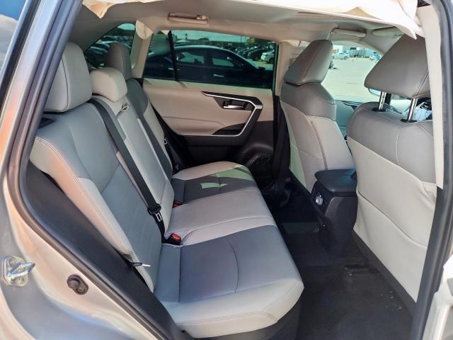 2021 TOYOTA RAV4 XLE - 4T3B6RFV5MU061702